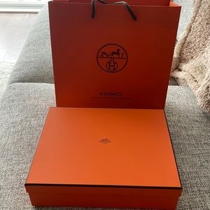 Hermes shopping bag, box and ribbon! Authentic and new!